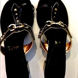 Arturo Chiang black patent leather size 9M